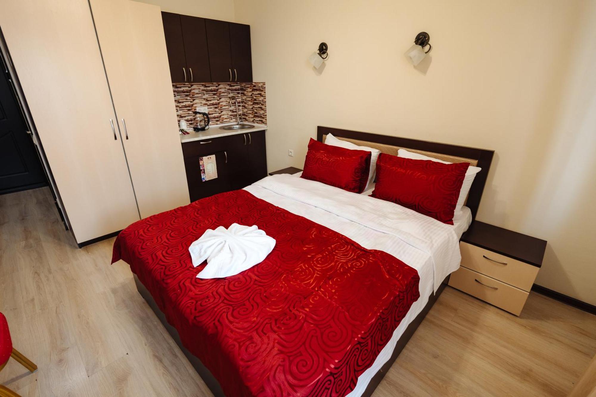Lolo'S Bliss Hotel Kisinyov Kültér fotó