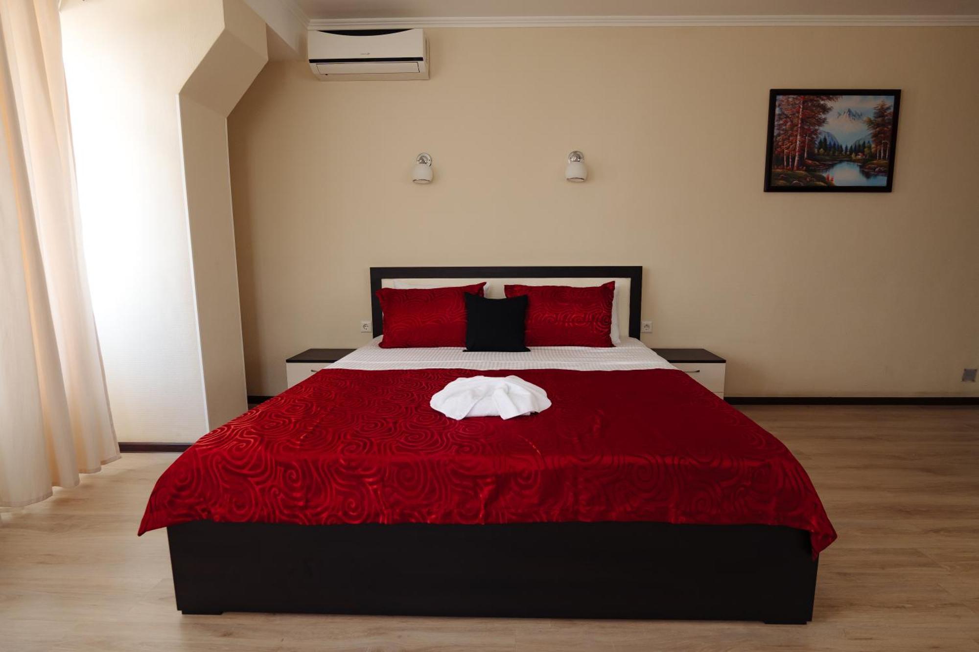 Lolo'S Bliss Hotel Kisinyov Kültér fotó